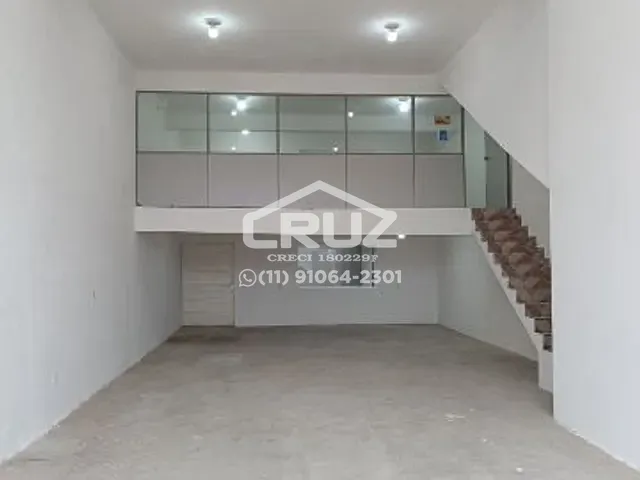 Galpão / Barracão com 117m², para alugar, no bairro Laranjeiras em Caieiras