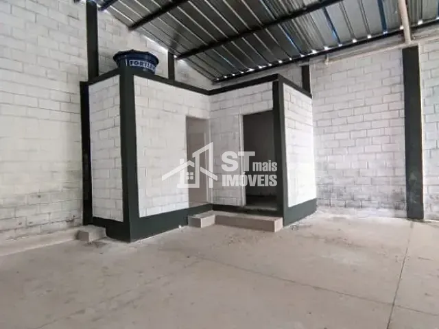 Galpão / Barracão com 202m², para alugar, no bairro Jardim das Videiras em Andradas