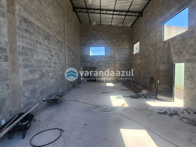 Galpão / Barracão com 250m², para alugar, no bairro Jardim Rodeio em Mogi das Cruzes