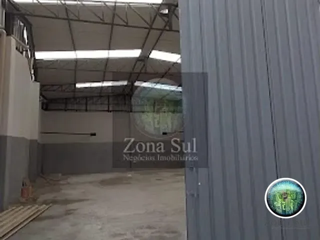 Galpão / Barracão com 330m², à venda, no bairro Jardim Nova Manchester em Sorocaba