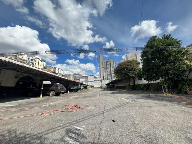 Foto do Galpão / Barracão - 🚀 Sua Expansão Começa Por Aqui: 2.111m² de A.T no Belém Para o Seu Negócio Prosperar 🌟🚛 | Organização Imobiliária Açores