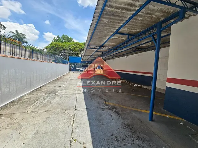 Ponto com 300m², à venda, no bairro Vila Industrial em São José dos Campos