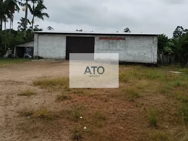 Galpão / Barracão para alugar, no bairro Nova descoberta em Tijucas
