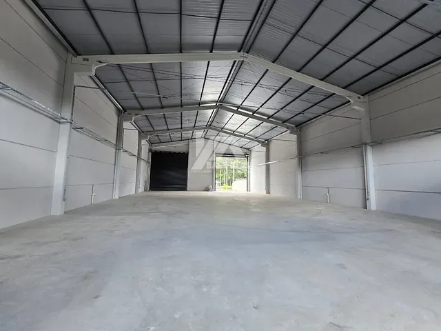 Galpão / Barracão com 462m², para alugar, no bairro Contorno em Ponta Grossa