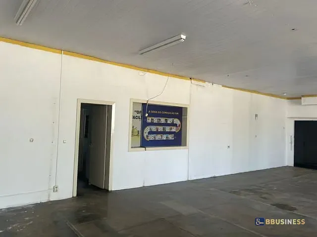Galpão / Barracão com 600m², para alugar, no bairro Parque Califórnia em Campos dos Goytacazes