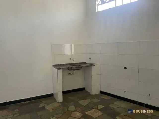 Galpão / Barracão com 600m², para alugar, no bairro Parque Califórnia em Campos dos Goytacazes