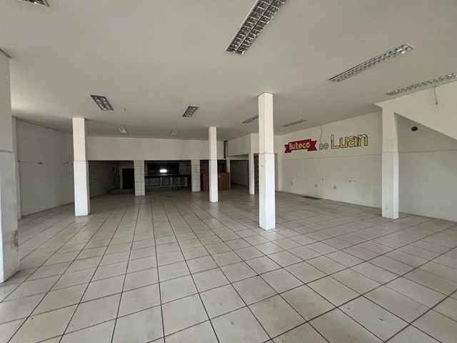 Galpão / Barracão com 299m², para alugar, no bairro Parque Orlanda II em Piracicaba