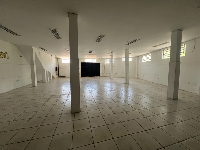 Galpão / Barracão com 299m², para alugar, no bairro Parque Orlanda II em Piracicaba
