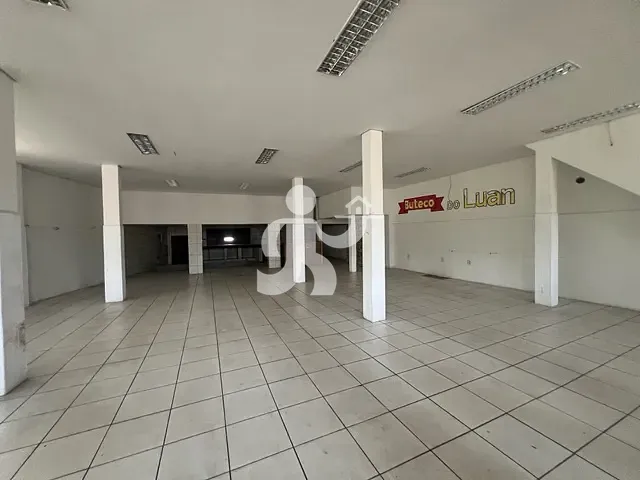 Galpão / Barracão com 299m², para alugar, no bairro Parque Orlanda II em Piracicaba
