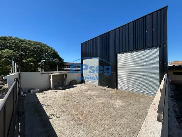 Galpão / Barracão com 312m², para alugar, no bairro Waldemar Hauer em Londrina