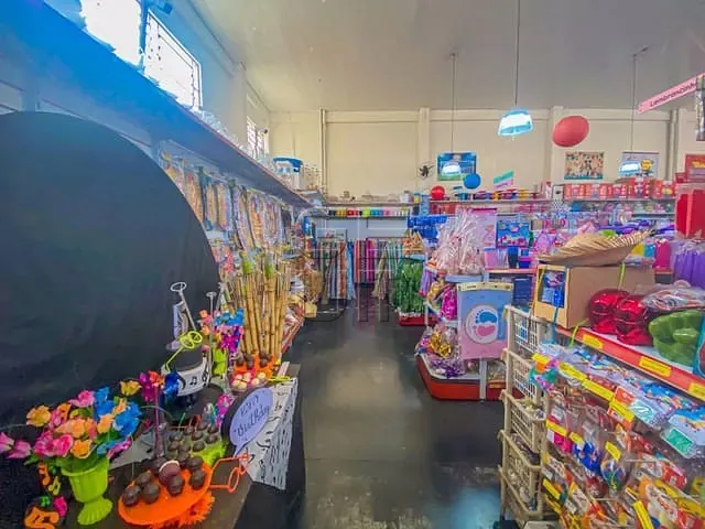 Galpão / Barracão com 581m², à venda, no bairro Centro em Londrina