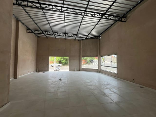 Galpão / Barracão com 125m², para alugar, no bairro Jardim São Judas Tadeu em Campinas