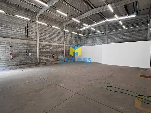 Galpão / Barracão com 300m², para alugar, no bairro Piedade em Jaboatão dos Guararapes