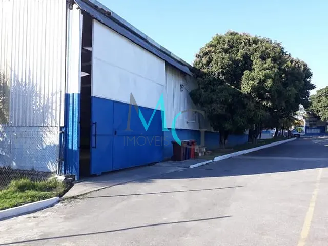 Galpão / Barracão com 20400m², à venda, no bairro Paciência em Rio de Janeiro