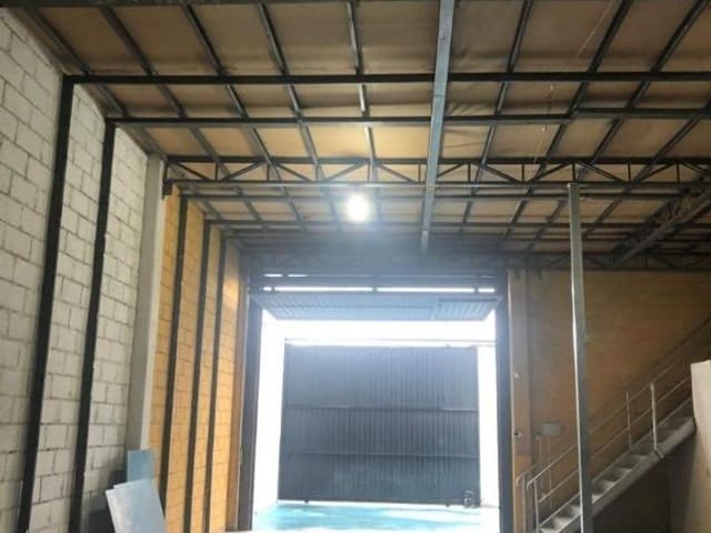 Foto do Galpão / Barracão - Barracão para alugar, 300 m² por R$ 2.500,00/mês - Parque São Bento - Sorocaba/SP | Ary Proenca Negócios Imobiliários Ltda