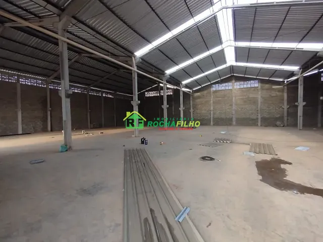 Galpão / Barracão com 2700m² 1 quarto e 1 banheiro, para alugar, no bairro Brasilar em Teresina