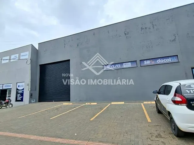 Galpão / Barracão com 900m², para alugar, no bairro Jardim Jacarandás em Sinop