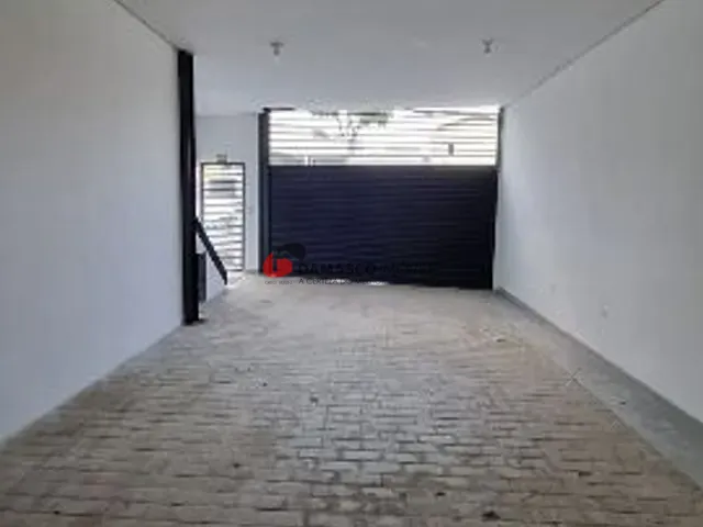 Galpão / Barracão com 300m², para alugar, no bairro Santo Antônio em São Caetano do Sul