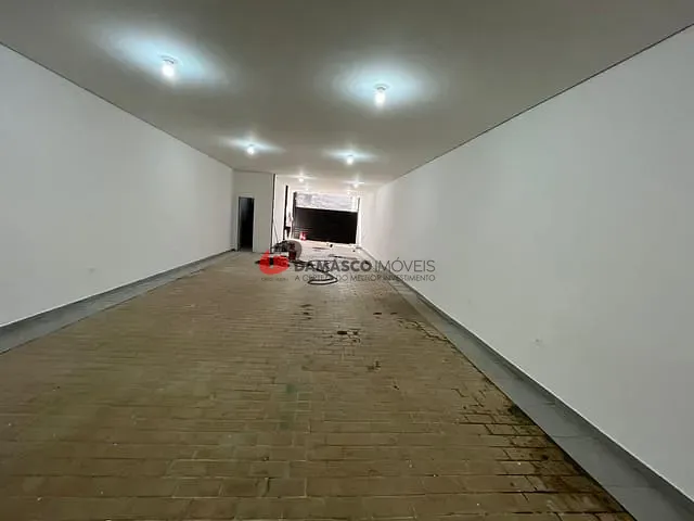 Galpão / Barracão com 300m², para alugar, no bairro Santo Antônio em São Caetano do Sul