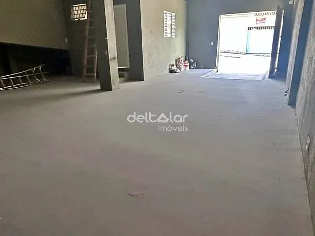 Galpão / Barracão com 120m², para alugar, no bairro Mantiqueira em Belo Horizonte