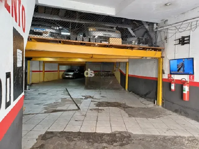 Galpão / Barracão à venda, no bairro Santa Efigênia em São Paulo