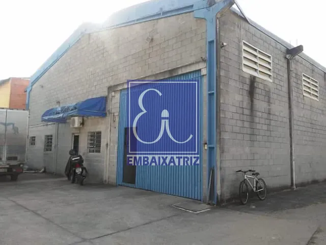 Galpão / Barracão com 2000m², para alugar, no bairro Residencial União em São José dos Campos