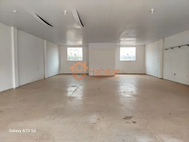 Galpão / Barracão com 450m², à venda, no bairro Jardim Tropical em Sorriso
