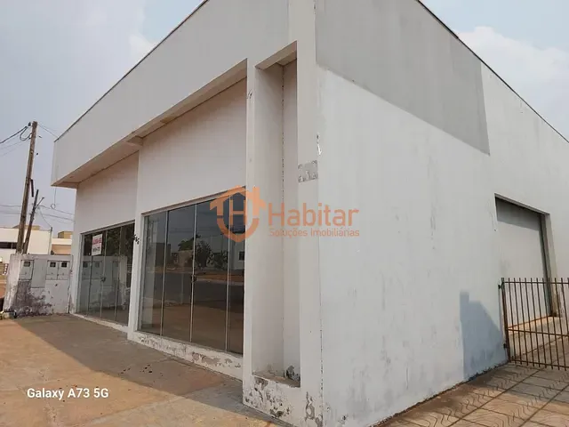 Galpão / Barracão com 450m², à venda, no bairro Jardim Tropical em Sorriso