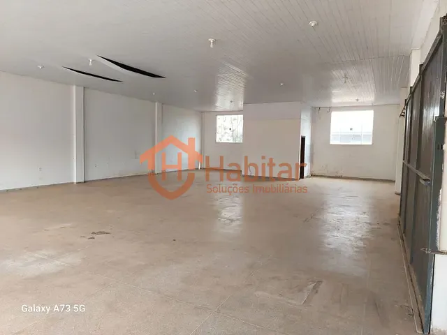Galpão / Barracão com 450m², à venda, no bairro Jardim Tropical em Sorriso