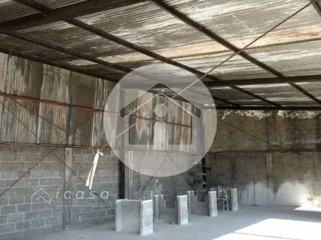 Galpão / Barracão com 1396m², à venda, no bairro Vila Galvão em Caçapava