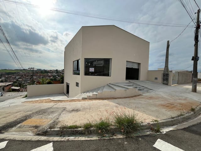 Galpão / Barracão com 125m², para alugar, no bairro Jardim São Judas Tadeu em Campinas