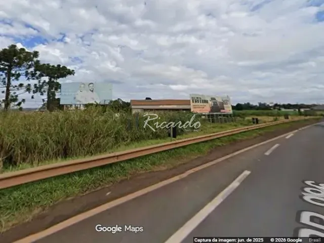 Galpão / Barracão com 4761m², à venda, no bairro Centro em Rolândia