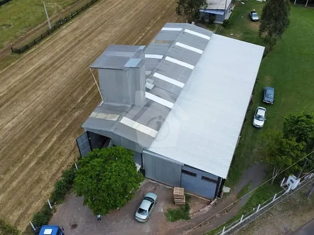 Galpão / Barracão com 686m², à venda, no bairro Germânia em Westfalia