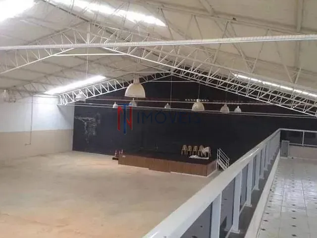 Galpão / Barracão com 1200m², para alugar, no bairro Serra Negra em Bom Jesus dos Perdões