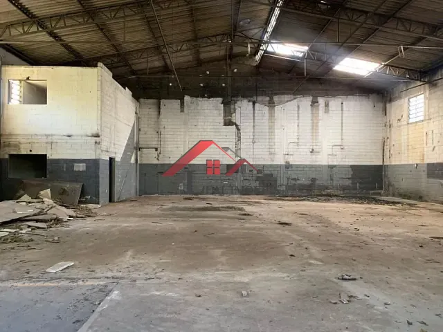 Galpão / Barracão com 2900m², à venda, no bairro Jardim em Santo André