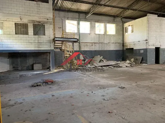Galpão / Barracão com 2900m², à venda, no bairro Jardim em Santo André
