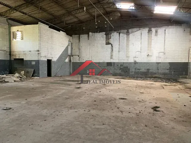 Galpão / Barracão com 2900m², à venda, no bairro Jardim em Santo André