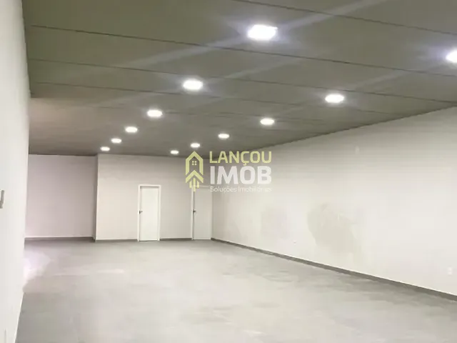 Galpão / Barracão para alugar, no bairro Vila Arens II em Jundiaí