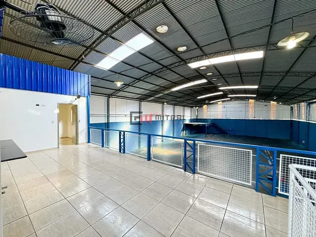 Galpão / Barracão com 1007m², à venda ou para alugar, no bairro Tarobá em Londrina