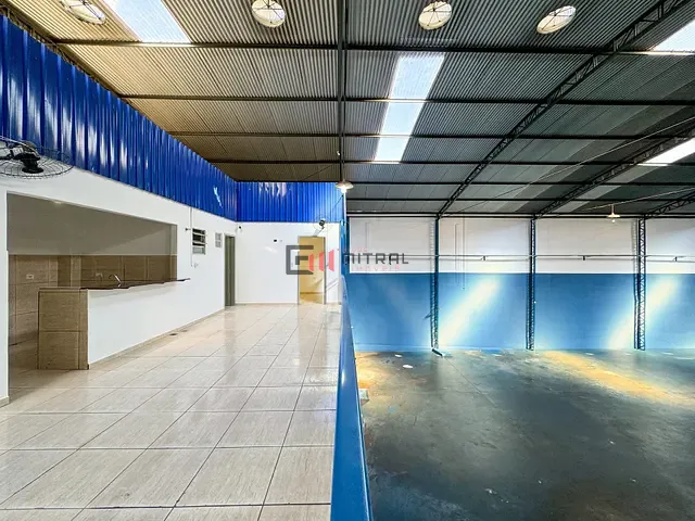 Galpão / Barracão com 1007m², à venda ou para alugar, no bairro Tarobá em Londrina