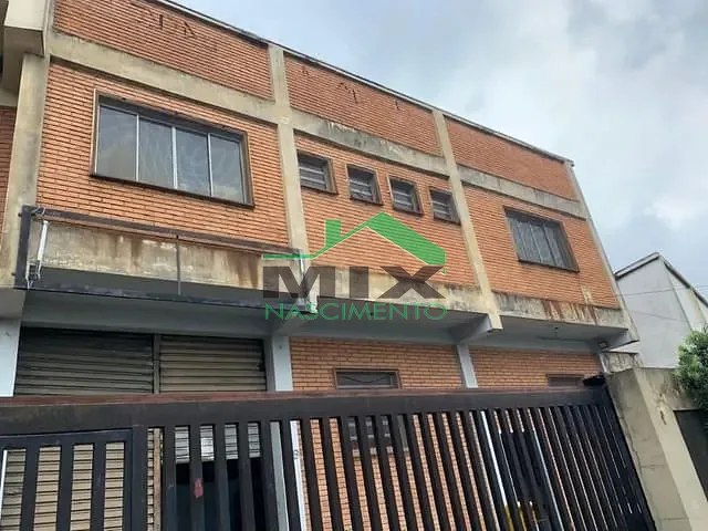 Galpão / Barracão à venda, no bairro Canhema em Diadema