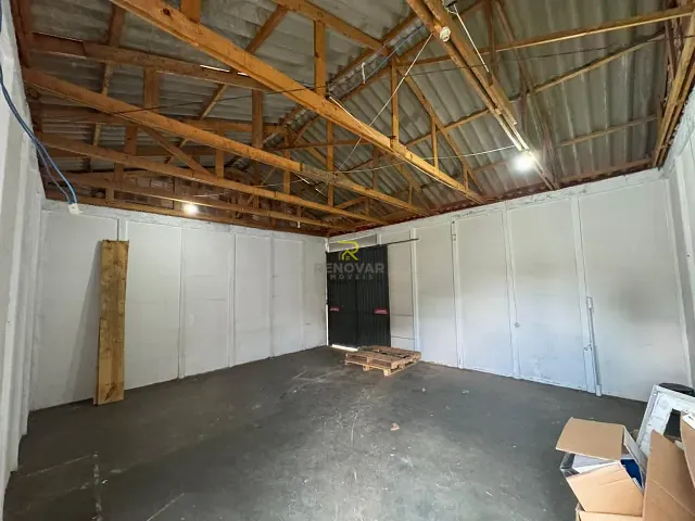 Galpão / Barracão com 42m², para alugar, no bairro Batel em Guarapuava