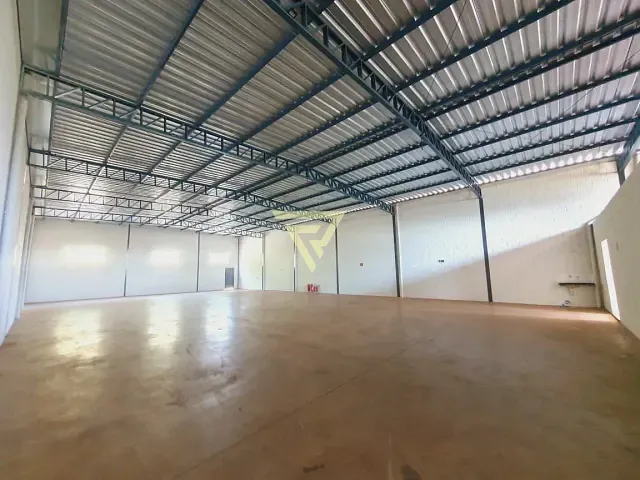 Galpão / Barracão com 600m², para alugar, no bairro Distrito Empresarial Prefeito Luiz Roberto Jábili em Ribeirão Preto