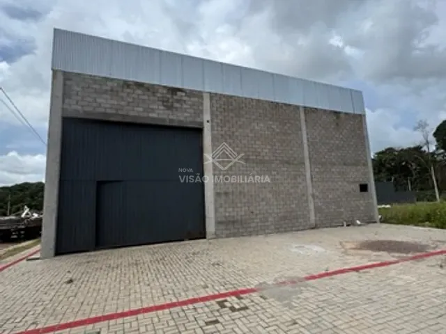 Galpão / Barracão com 409m², para alugar, no bairro Jardim Safira em Sinop