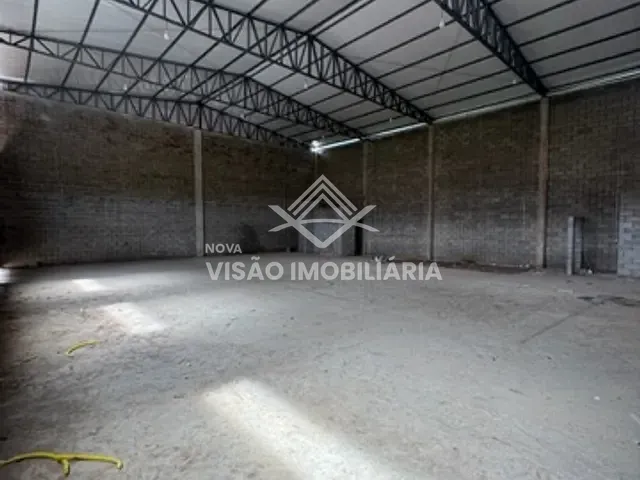 Galpão / Barracão com 409m², para alugar, no bairro Jardim Safira em Sinop