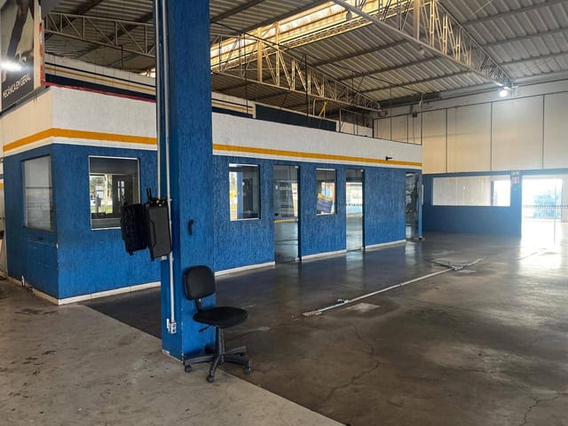 Foto do Loja - Salão comercial para locação, 1500 m² de área útil, Estacionamento amplo, Jardim Shangri-la A, Londrina, PR | ZBM NEGOCIOS IMOBILIARIOS