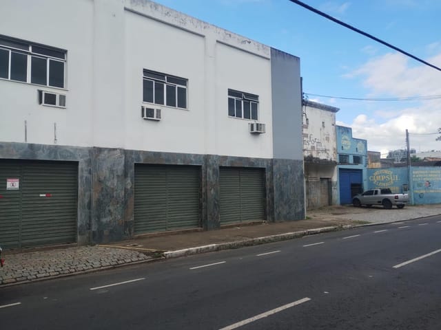 Galpão / Barracão para alugar, no bairro Centro em Campos dos Goytacazes