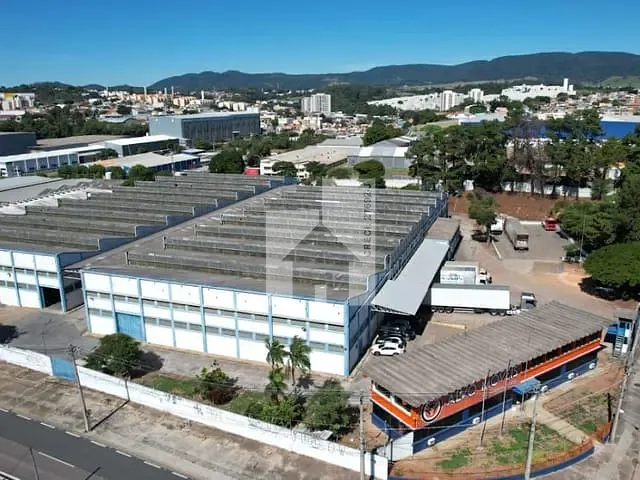 Galpão / Barracão com 18000m², à venda ou para alugar, no bairro Vila Nova Esperia em Jundiaí