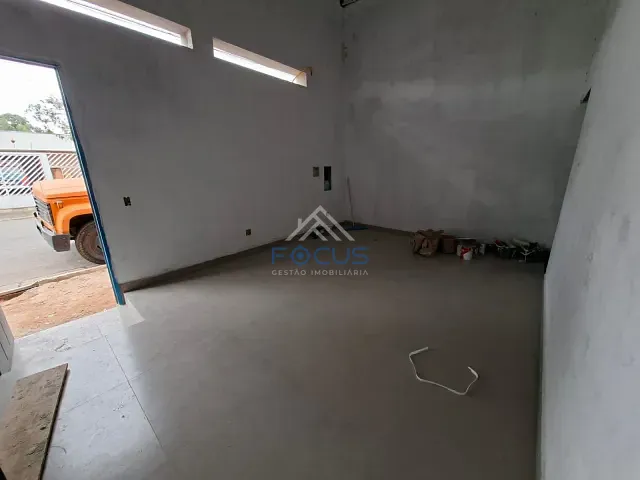 Galpão / Barracão com 340m², para alugar, no bairro Jardim das Orquídeas em Jundiaí