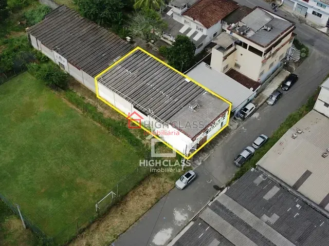 Galpão / Barracão com 360m², para alugar, no bairro Tucúm em Cariacica